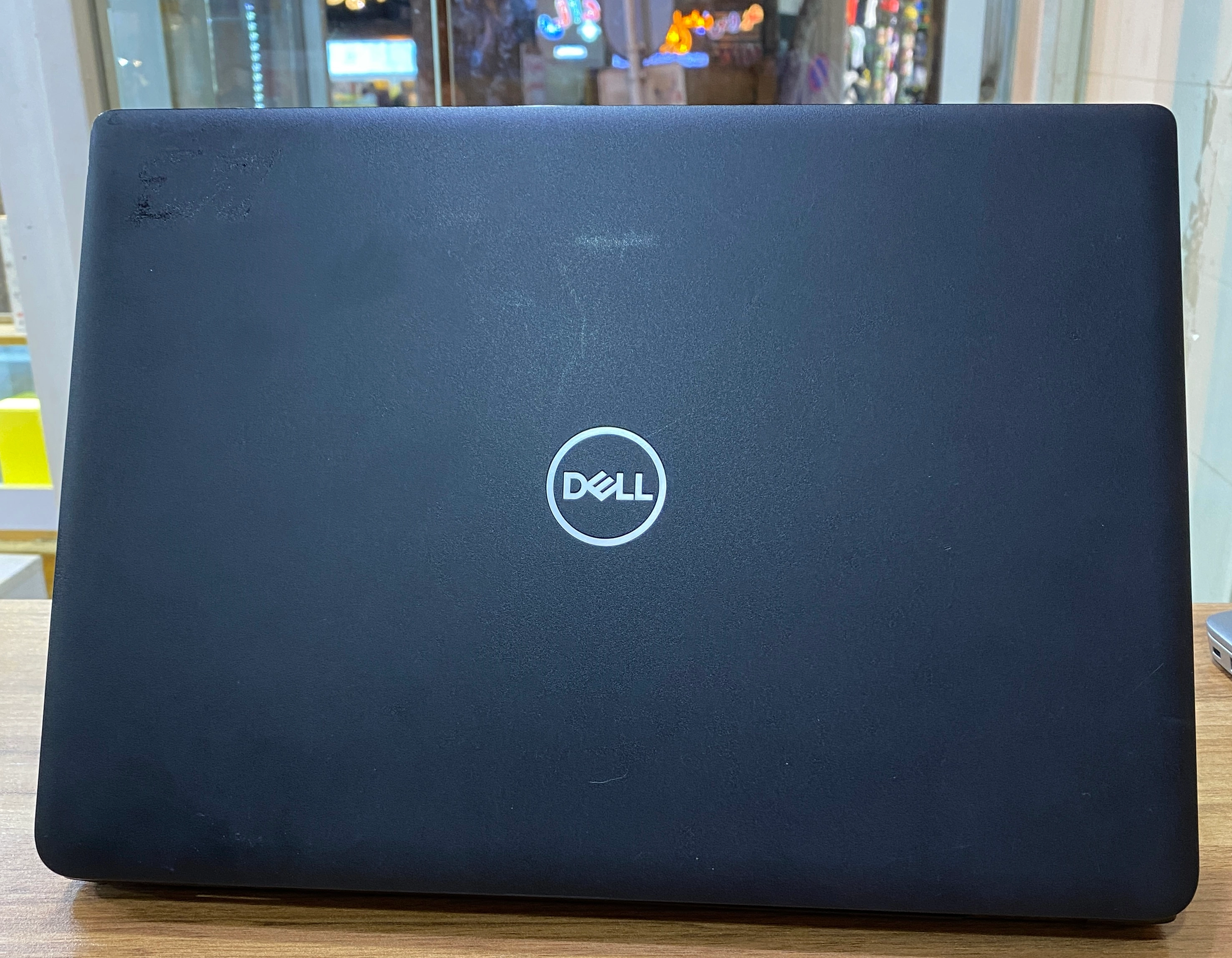 DELL LATITUDE 3400 back